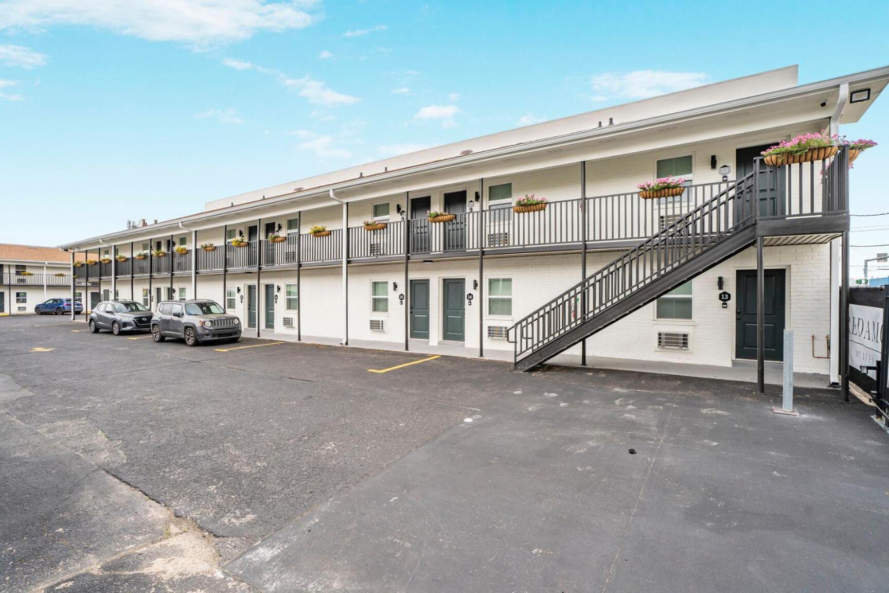 Redamo Suites Jefferson Buitenkant foto